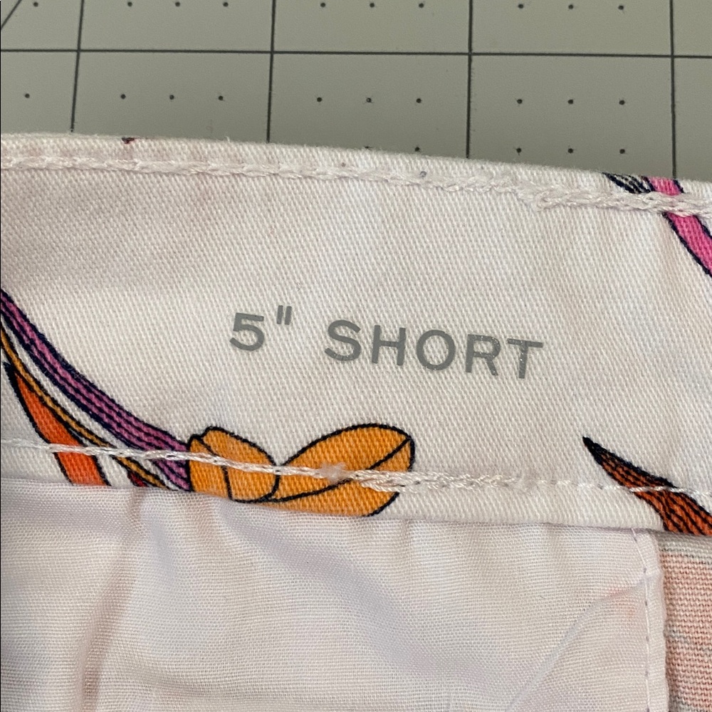 St. John’s Bay size 14 Floral Women's Shorts - Picture 5 of 7